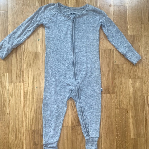 LS Heather Gray Zippy - Picture 2 of 5